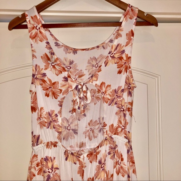 Peach Floral Sundress - Picture 5 of 7